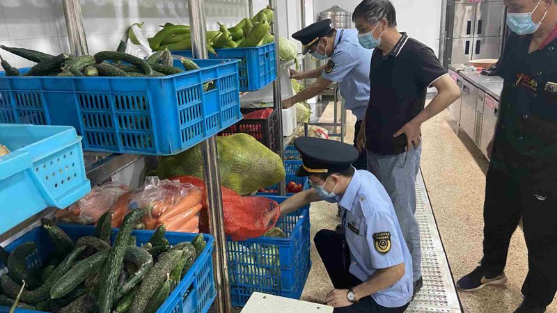 休闲食品：揭秘十大品牌背后的生产秘密