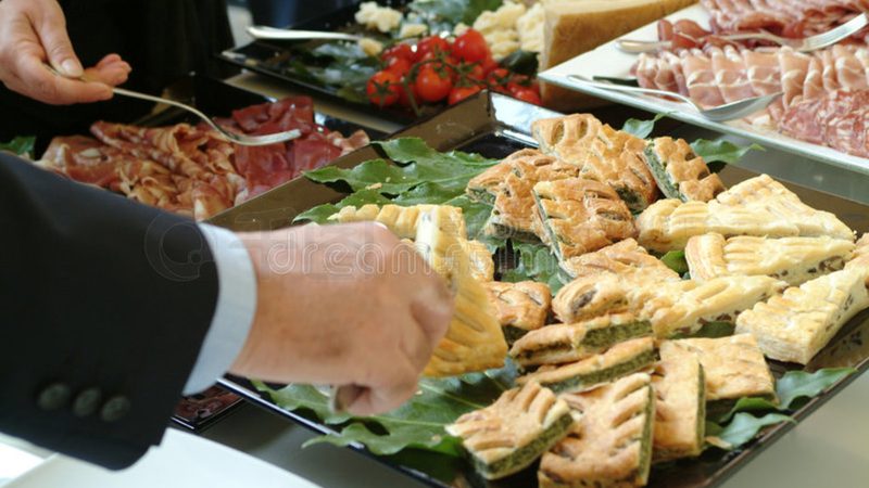 餐饮供应链公司的经营范围主要包括以下几个方面：